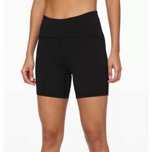 Lululemon Train Times Mid-Rise Bike Shorts Stretchy Yoga Black Size 2 (2–4)**